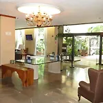 Hotel Bristol