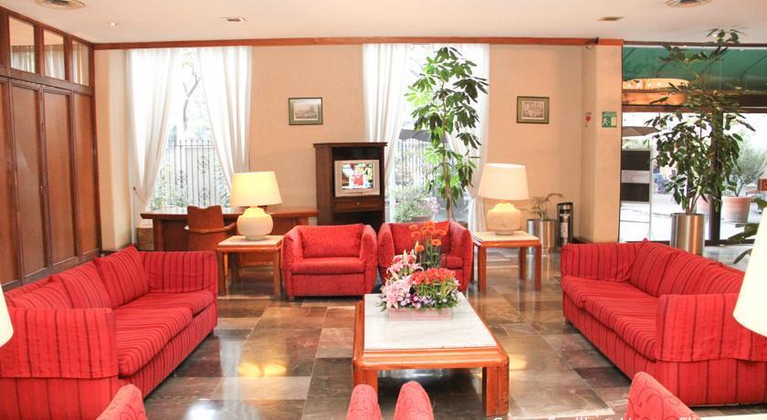 Bristol Hotel 4*